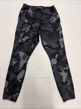 Athleta Powervita Black & Gray Camo High-Rise Leggings size Small